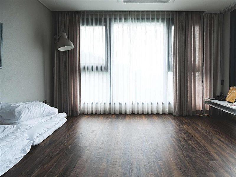 סאוגוויפו Hotel Seogwipean מראה חיצוני תמונה
